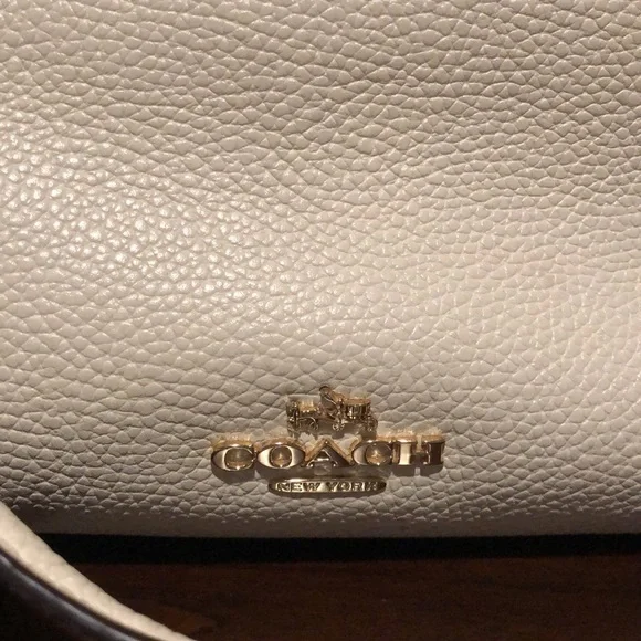 Coach turn lock purse - Picture 3 of 16